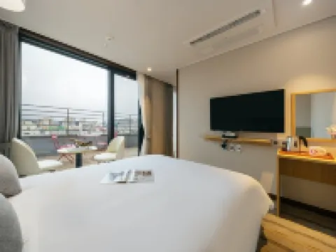 Shin Shin Hotel Cheonjiyean Hotels in Seogwipo