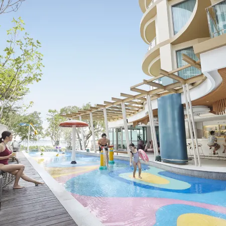 Centara Sonrisa Residences & Suites Sriracha