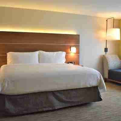 Holiday Inn Express & Suites Gettysburg Rooms