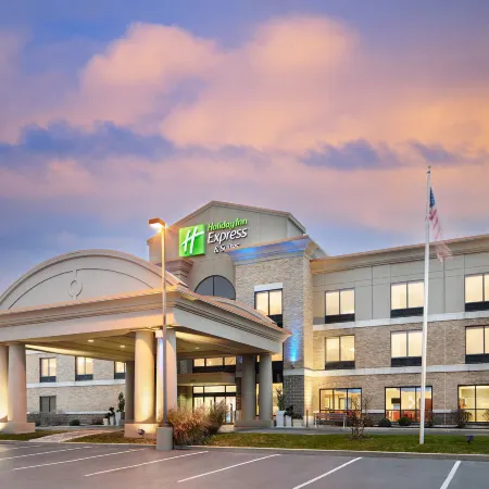 Holiday Inn Express & Suites SEYMOUR by IHG