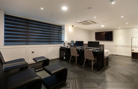 숙소 내부 전경