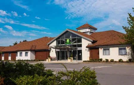Holiday Inn Express Portsmouth - North Отели в г. Уотерлувилл