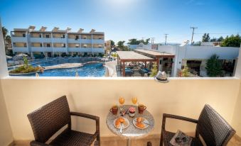 Matina Pefkos Aparthotel