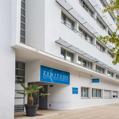Comfort Aparthotel Le Mans Novaxis Hotels near ECOFAC Business School