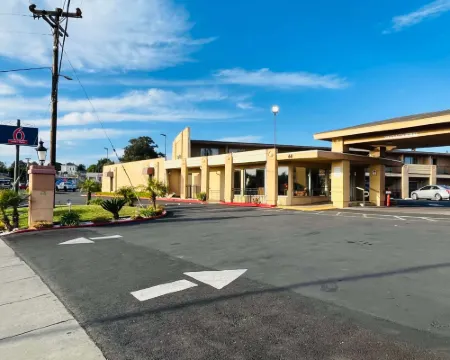 Motel 6 Vallejo, CA - Napa Valley Hotels in Vallejo