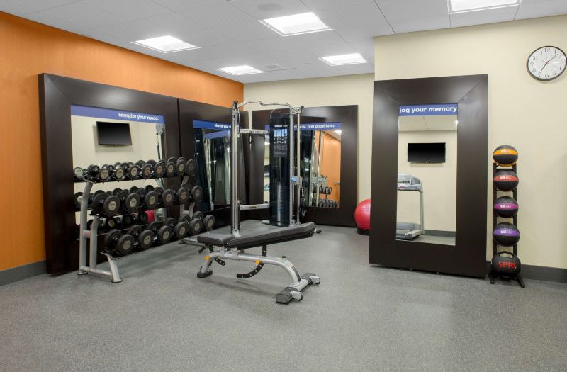 Hampton Inn & Suites Manchester photo 3