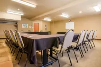 Comfort Inn & Suites Shawinigan Hotels in Shawinigan
