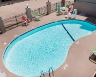 Quality Inn US65 & E Battlefield Rd Springfield - Pools