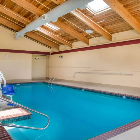 Quality Inn & Suites Lawrence - University Area