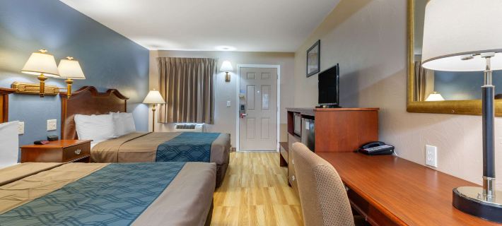 Econo Lodge Sturbridge Route 20 Hotels in Worcester County