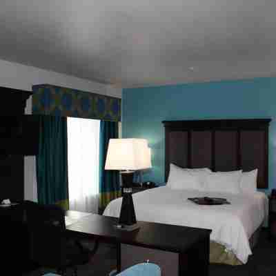 Hampton Inn Cotulla Rooms