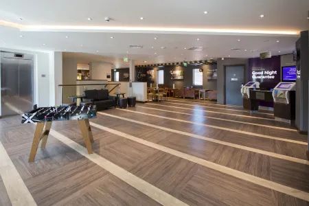 Premier Inn Addlestone hotel Отели в г. Шеппертон
