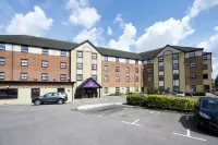 Premier Inn London Edgware Hotels in Edgware