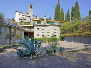 Studio Poeta in Gardone Riviera