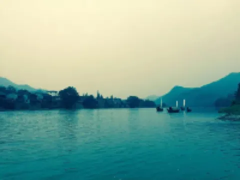 簡居民宿 (古堰畫鄉）