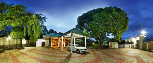 Malabar Heritage Hotels in Manjeri