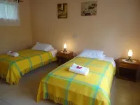 Cartago Bay فنادق في 