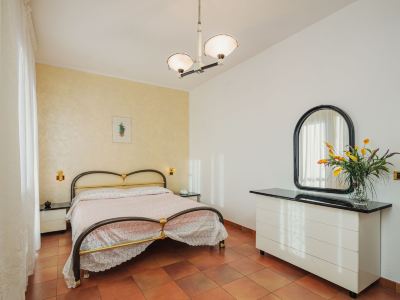 Two-Bedroom Room Renzo Photo
