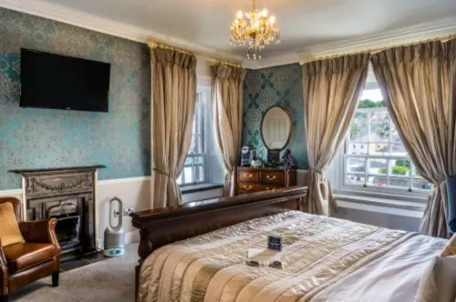 The Old Bank Town House Hotels in Kinsale