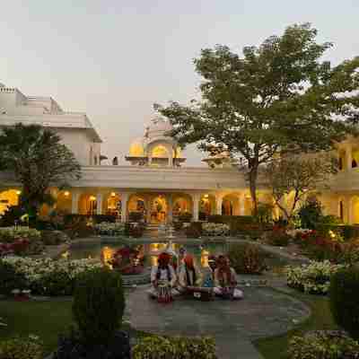 Taj Lake Palace Udaipur Hotel Exterior