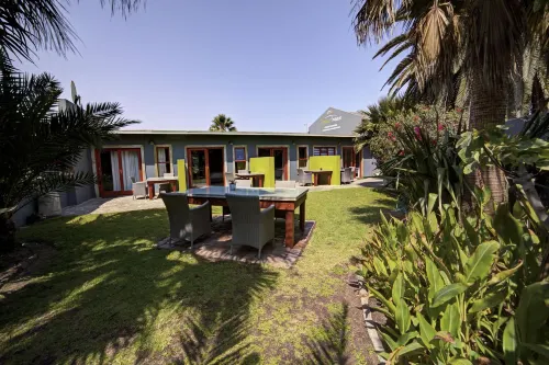 Organic Stay Guesthouse Hotel di Langstrand