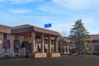 Baymont by Wyndham Midland Hotels in 