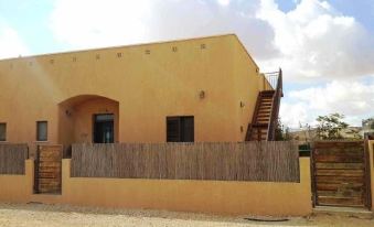 Shira BaMidbar Sde Boker - Housity