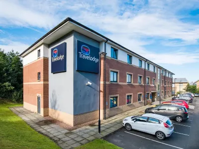 Travelodge Dunfermline Hotels near Dunfermline Abbey and Palace
