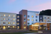 Fairfield Inn & Suites Springfield Northampton/Amherst Hotels in Hadley