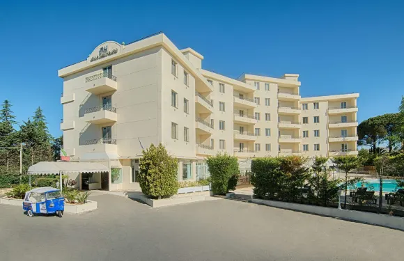 卡爾塔吉羅NH聖莫羅別墅酒店