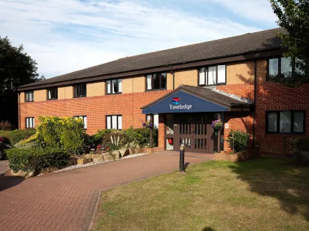 Travelodge Shrewsbury Bayston Hill Отели в г. Лонгден