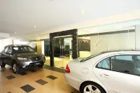 YANGTZE HOTEL Hotels in Plentong