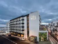 Neat Hotel Avenida Hôtels à proximité de l'Aéroport João Paulo II
