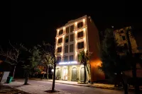 Kimminhlux Hotel Hôtels à : 