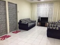 Sri Nabalu Apartment Platinum Putatan Hotels in Putatan