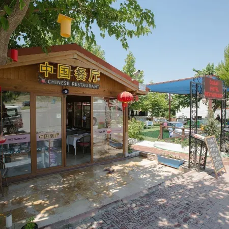 Ozbay Hotel