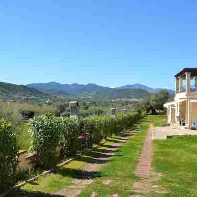 Villetta Con Giardino in Contesto Riservato Non Lontana Dal Mare Bel01 Hotel Exterior