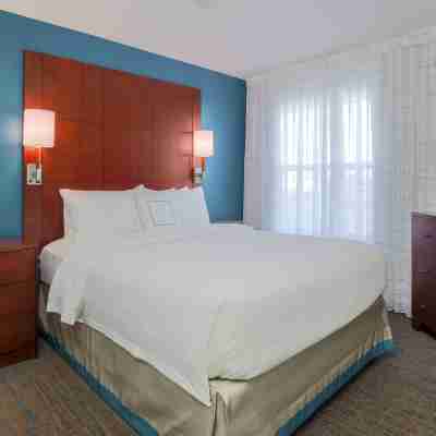 Residence Inn Dallas Arlington South Rooms