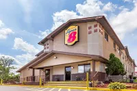 Super 8 by Wyndham Dunbar/Charleston Area Hoteles en South Charleston