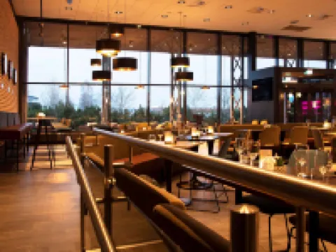 Park Inn by Radisson Oslo Airport Hotel West โรงแรมในUllensaker