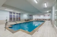Holiday Inn SALINA by IHG - Pools
