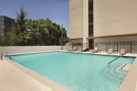 Hampton Inn Atlanta-Buckhead - Pools