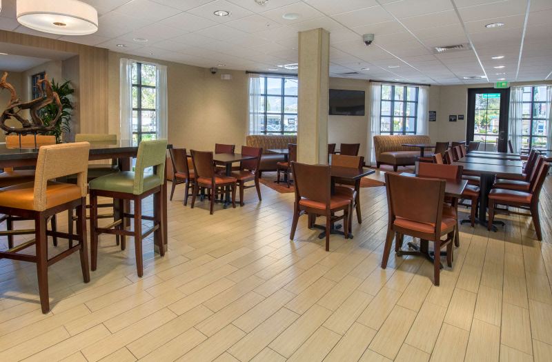 Hampton Inn by Hilton Santa Barbara/Goleta photo 4