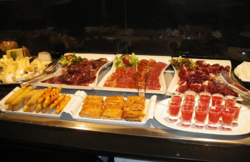 Parador de Cardona Restaurantes Photos