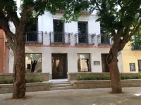 San Lorenzo Suites Hotels near Arboreto de Moralzarzal