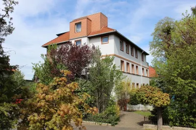 Hotelpension am Thermalbad فنادق في Barsinghausen