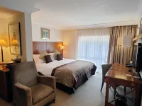 The Priest House on the River Hotels in Melbourne