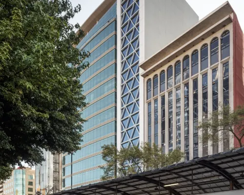 Novotel Mexico City World Trade Center Отели рядом с достопримечательностью «Наполес»