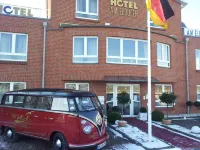 Hotel am Elbufer Hotels near Fink II U-Boot-Bunker
