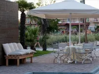 Hotel Yakinthos - 3-Star